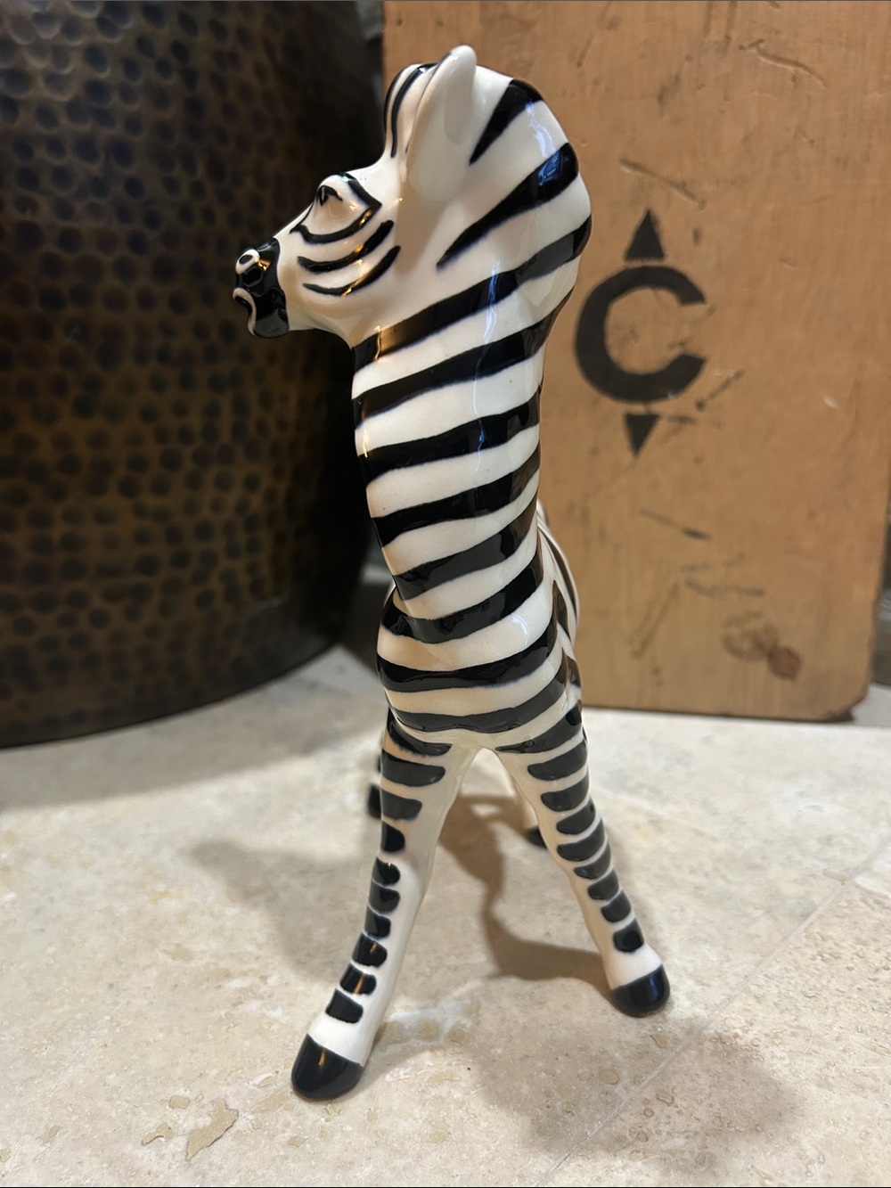 vintage Robert Simmons Pottery zebra figurine named "Zig” - Picture 5 of 11